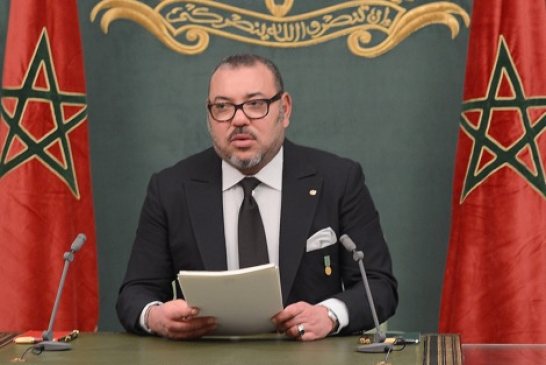محمد السادس يخاطب سكان تندوف مباشرة من العيون هل أنتم راضون على الأوضاع اللا إنسانية التي تعيشونها؟