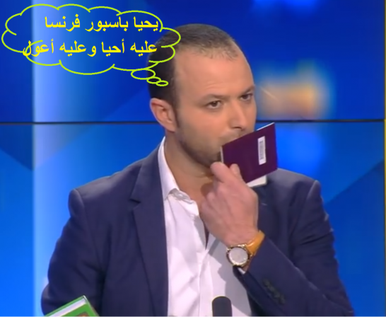 جزائري يرفع مصحف ويعلن افتخاره بفرنسا قائلاً  إن “قتلى داعش في النار  وقتلى فرنسا في الجنة