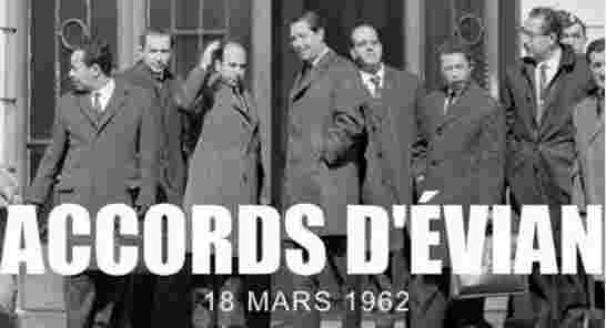 Le 18 mars 1962, Krim Belkacem signa l’indépendance de l’Algérie