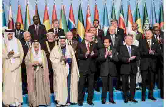 اردوغان يطالب بعضوية دائمة للمسلمين في مجلس الأمن الدولي و يقترح نظاما إسلاميا موازياً للنظام العال