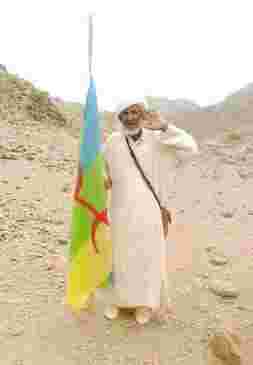 Moussa Touati :  Amirouche avait interdit le kabyle durant la guerre de libération