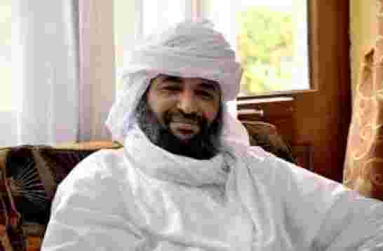 مقتل الشيخ آغ أوسا قيادي كبير في طوارق مالي بتفجير سيارته وأصابع الاتهام تتجه نحو الجزائر