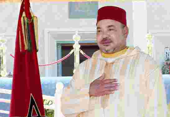 اسرة تستغيت بالملك محمد السادس من صاحب نفوذ استغل الوسام الملكى وشرد ام مريضة واسرتها واستولى على من