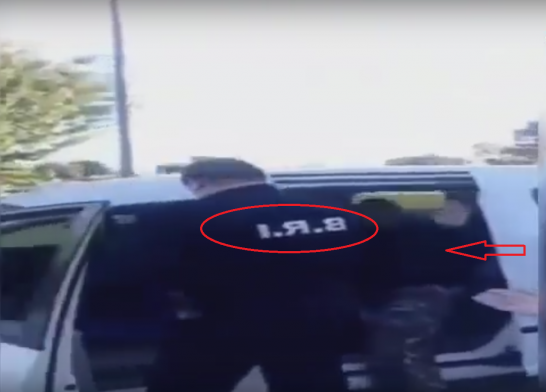 الفيديو الذي حذفته شرطة وهران بعد أن ثم الاعتداء على رشيد نكاز من طرف فرقه البياري