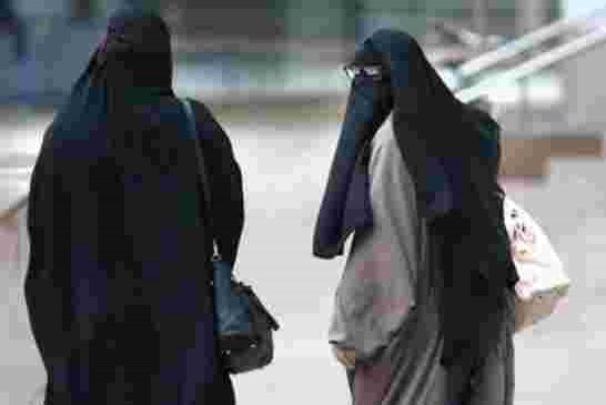 المغرب يعطي مهلة 48 ساعة للتخلص الكامل من البرقع الأفغاني أو راكم فاهمين