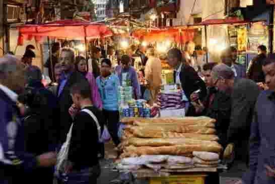 القوة الشرائية للشعب الجزائري تتأرجح بين الموز والطحين
