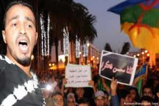 صدامات عنيفة بين متظاهرين وقوات الأمن في الحسيمة