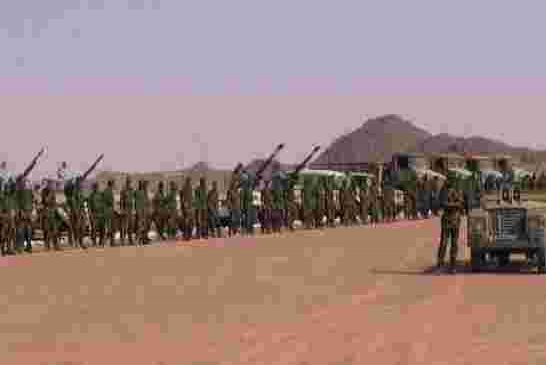 L’Algérie offre un arsenal militaire au Polisario