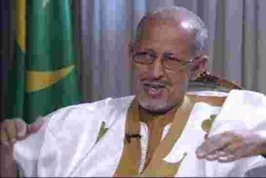 الرئيس الموريتاني السابق  سيدي محمد ولد الشيخ عبد الله يدعو لمقاومة “الانقلاب الدستوري” بكل الطرق ال