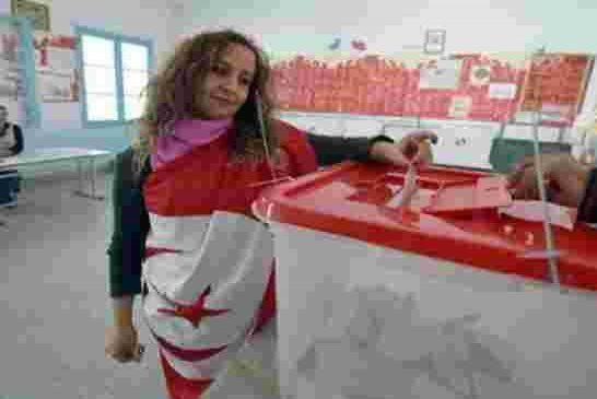 الهيئة العليا للانتخابات التونسية تحسم الجدل وتعلن الـ17 من ديسمبر  كتاريخ نهائي للانتخابات البلدية