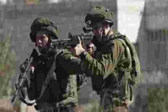 مقتل ثلاثة فلسطينيين في مواجهات مع الكيان الصهيوني بسبب آلات لكشف المعادن عند مداخل القدس ما أثار غض