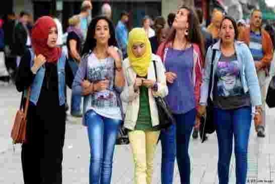 البرلمان التونسي يصادق على قانون يجرم العنف والتمييز ضد المرأة