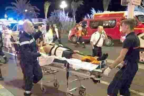 منفذ عملية دهس زبناء مطعم البيتزا بباريس جزائري يعاني من "اضطرابات خطيرة"