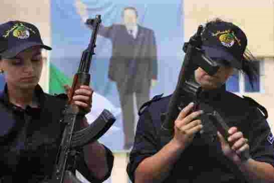 توقيف شخصين على علاقة بهجوم انتحاري في الجزائر