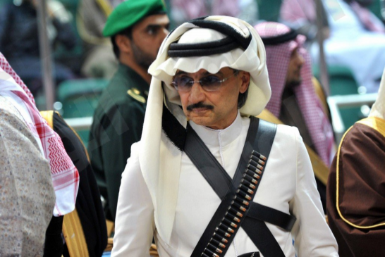 السلطات السعودية تحجز على أموال الأمير الوليد بن طلال بعد خروج أصوات تنادي به ملكا