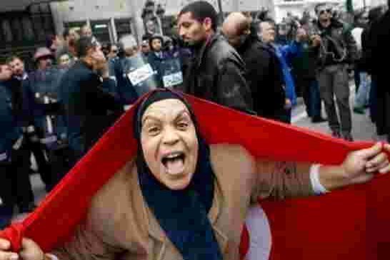 ناشطات يطالبن بتشريع تعدد الازواج في تونس