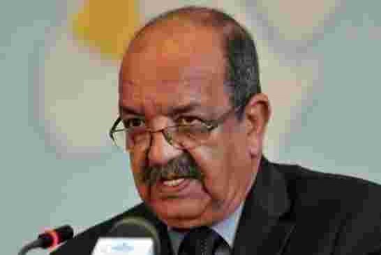 Messahel critiqué, même, par les clans du régime