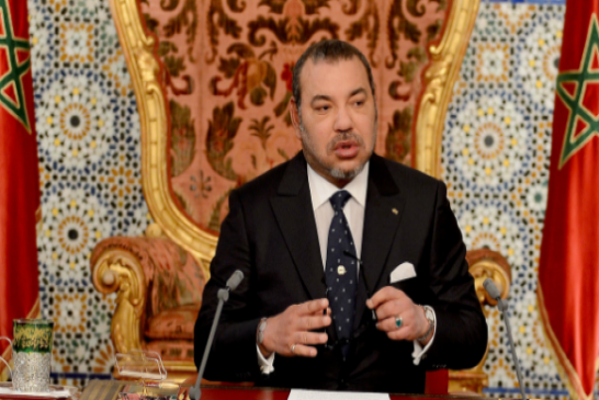 العاهل المغربي يقطع الشك باليقين ويعلن أن الصحراء مغربية وستبقى مغربية الى ان يرث الله الارض ومن علي