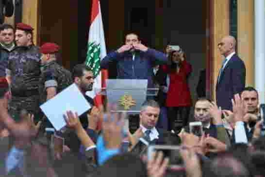 الحريري يعاهد أنصاره بالبقاء في لبنان دفاعا عن أمنه وعروبته