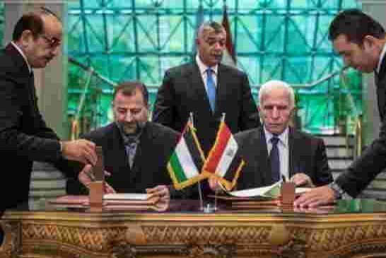 خلافات واتهامات متبادلة بين فتح وحماس تنذر بتعثر تنفيذ اتفاق المصالحة