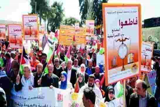 “علماء الأمة الإسلامية” يدعون الشعوب الى تفعيل سلاح المقاطعة الاقتصادية على أمريكا وإسرائيل ردا على