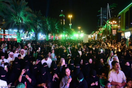 ليبراليو السعودية يطالبون بحفلات مختلطة مع النساء لتبادل الخبرات