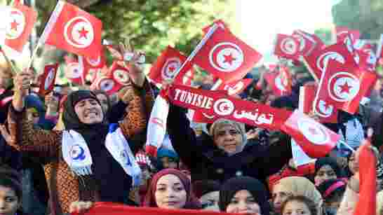 تونس بعد سبع سنوات من الثورة: جمود الخطاب السياسي... وصناعة المعنى
