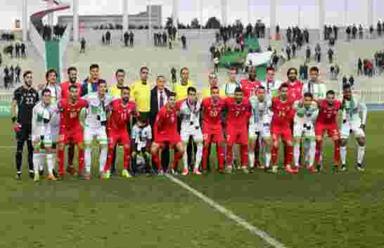 رئيس الاتحاد الفلسطيني لكرة القدم يعرض على الاتحاد الجزائري اللعب في فلسطين وزيارة القدس