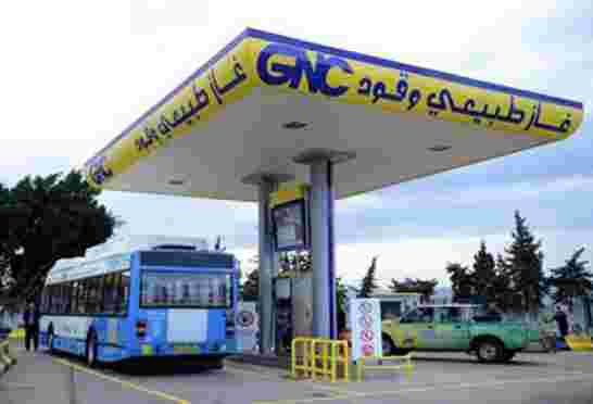 الجزائر تعول على الغاز الطبيعي لخفض كلفة استيراد الوقود
