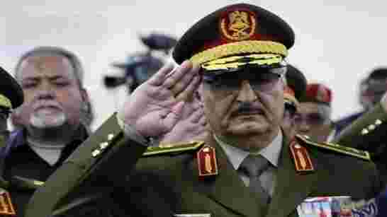أول ظهور لـ”خليفة حفتر” عقب شائعات وفاته "أنا حديد وصحتي بومب"