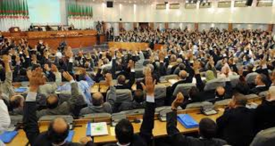 نوام الشعب يصوتون اليوم على قانون المالية التكميلي لسنة 2018