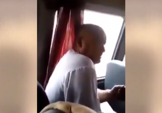 سبَّه وأشبعه ضربا .. جزائري يعتدي على معاق ذهنياً ويجبره على “النهيق” كالحمار!