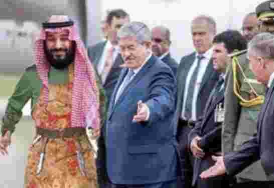 السعودية تتسبب في خسائر بمليارات الدولارات للجزائر