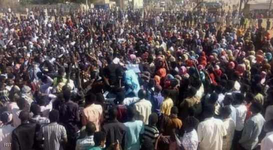 حصيلة التظاهرات بلغت 19 قتيلا حسب بلاغ وزير الإعلام السوداني