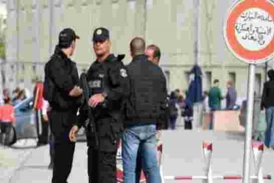 تفكيك “خليّة إرهابية” في تونس بايعت تنظيم الدولة الاسلامية