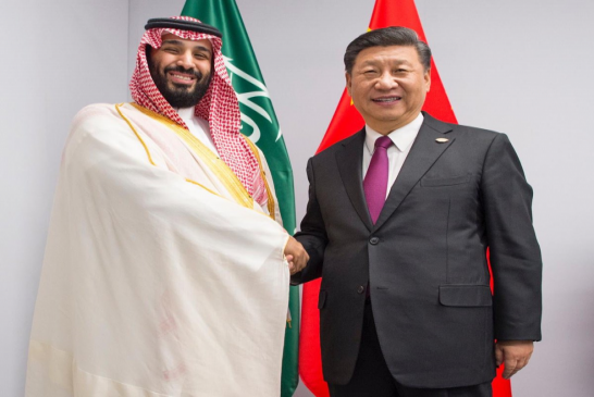 فضيحة للحصول على تأييد لجرائمه “ابن سلمان” يعطي الضوء الأخضر للصين لقمع مسلمي الأويغور واضطهادهم!