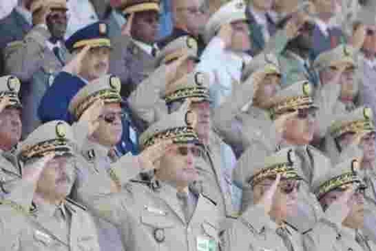 بتعليمات من باريس تعيين اللواء بن داوود رئيسا الإستخبارات الخارجية مكان يوسف بوالزيت