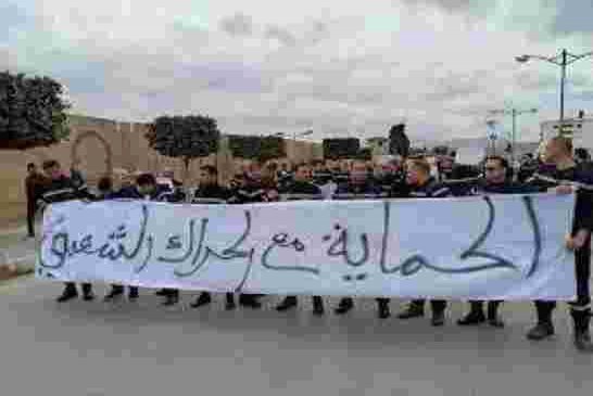 أعوان الحماية المدنية يرفعون شعار "يتنحاو قاع"