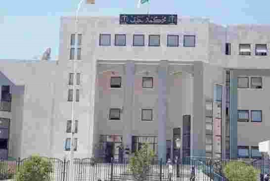 تحقيقات جديدة في 14 قضية فساد بسطيف