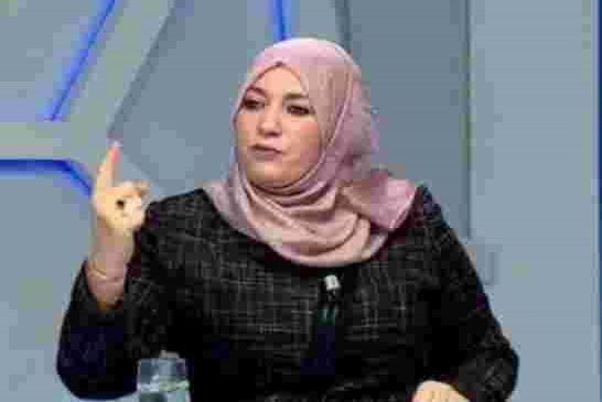 خطير: نعيمة صالحي تشبه العلم الأمازيغي بالفرشيطة وتدعو لمُقاطعة حامله  وعدم الزواج منهم أو المتاجرة