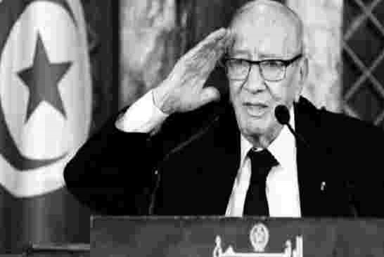 إلى أين ستذهب ثورة " خَضْرَاءَ الدِّمَنِ" التونسية بعد موت الرئيس الذي انتخبوه وعمره 93 سنة ؟