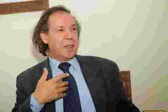 آيت العربي : “أحزاب الموالاة تمثل الثورة المضادة ضد الشعب