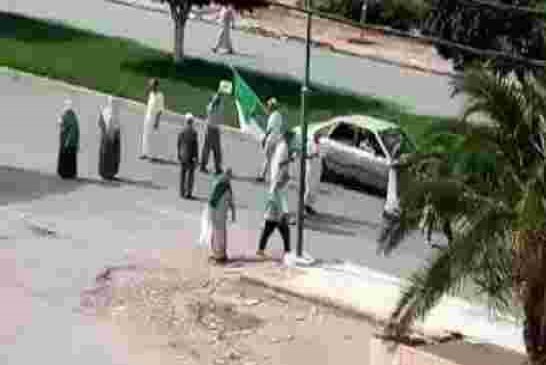 عاجل: مسيرة مليونية في الشلف تساند قايد صالح وتطالب بالانتخابات يوم 12 ديسمبر