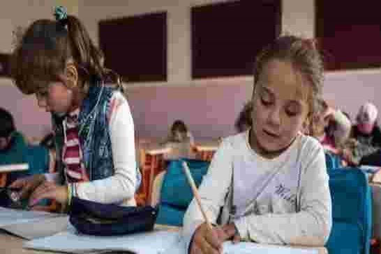 كارتة: جيل كامل من الأطفال السوريين في تركيا لا يجيد «العربية»