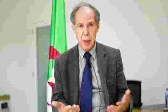 أيت العربي يستنكر منعه من طرف قاضي تحقيق الدفاع عن سجين سياسي