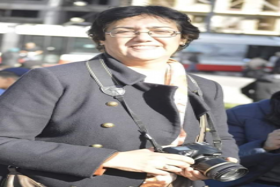 ايتها السيدة المناضلة لا تحزني الشعب الجزائري معك