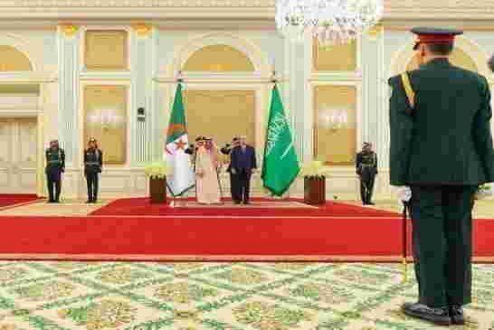 تبون يلتقي  سلمان بن عبد العزيز ملك السعودية