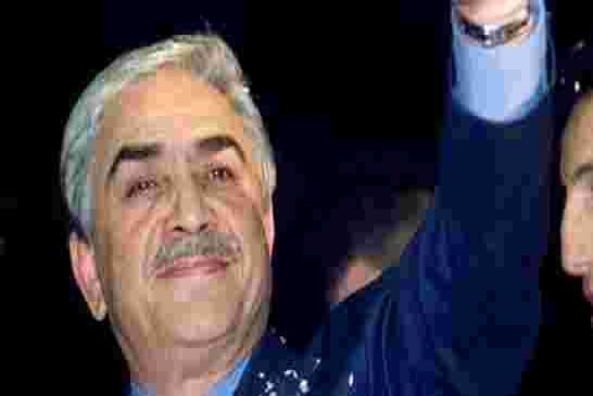 رئيس الجمهورية الاسبق ليمين زروال يتبرع بشهر من معاشه لمحاربة كرونا