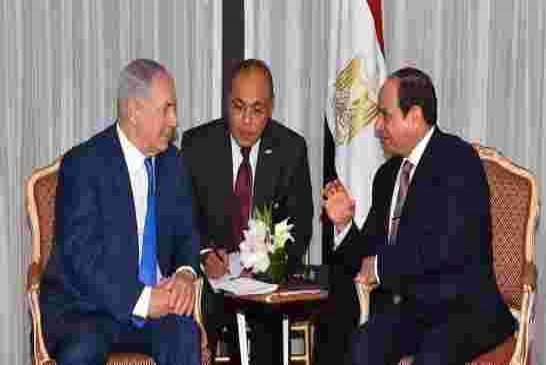 فشل ثورة 25 يناير 2011 في مصر تُعِـيدُ تَغَوُّلِ حكم العسكر فيها مما يضع المنطقة المغاربية على صفيح