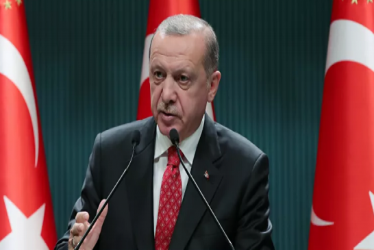أردوغان يعلن اكتشاف بلاده أكبر مخزون للغاز الطبيعي يقدر بـ320 مليار متر مكعب في البحر الأسود